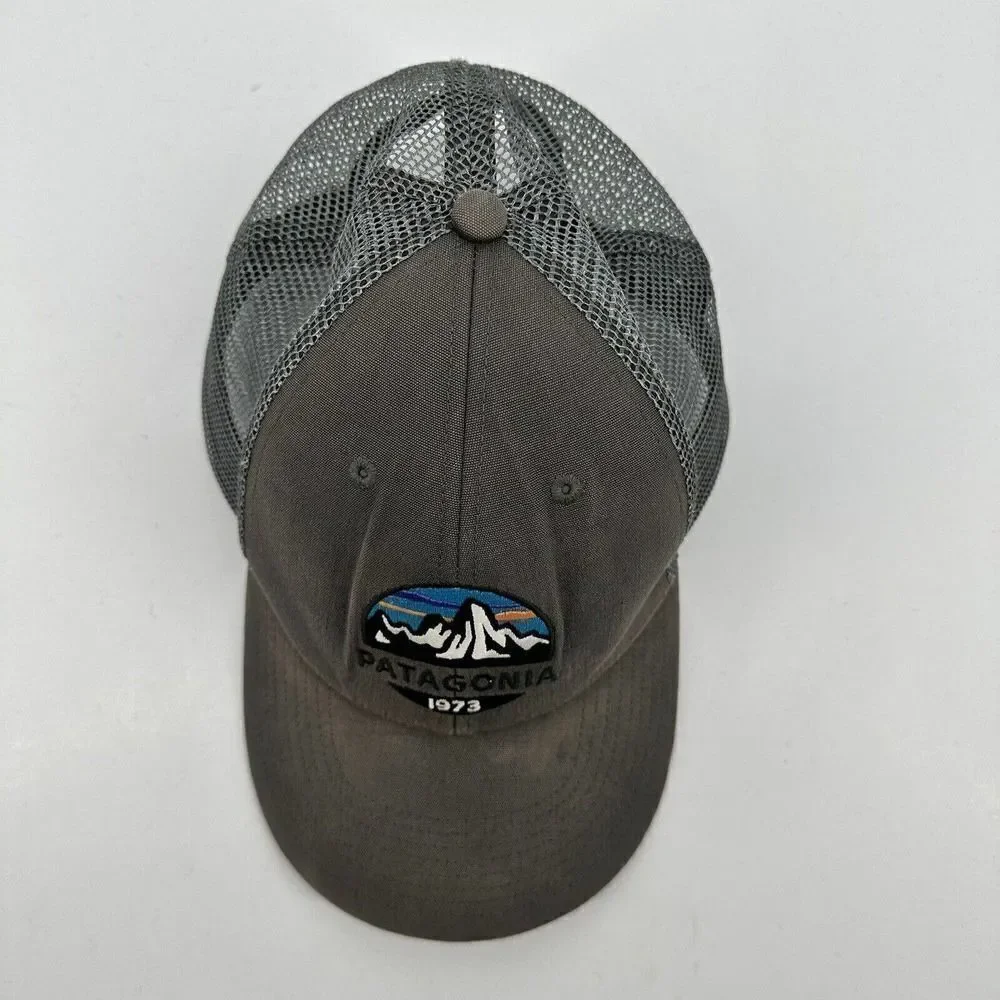 Patagonia Fitz Roy Scope LoPro Trucker Snapback Mesh Hat Gray - Picture 2 of 8